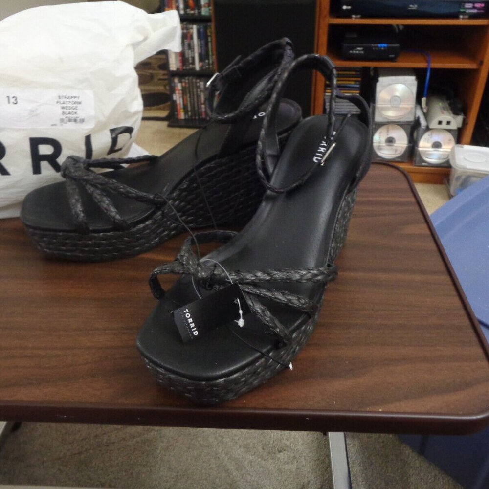 Torrid NWT Strappy Raffia Platform Wedge Size 13 WW Black Ankle Strap Cushioned